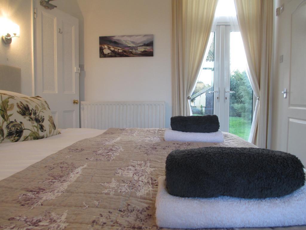 The White House Bed & Breakfast Milton Keynes Room photo